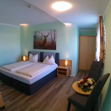 Thannhof Szálloda 3*