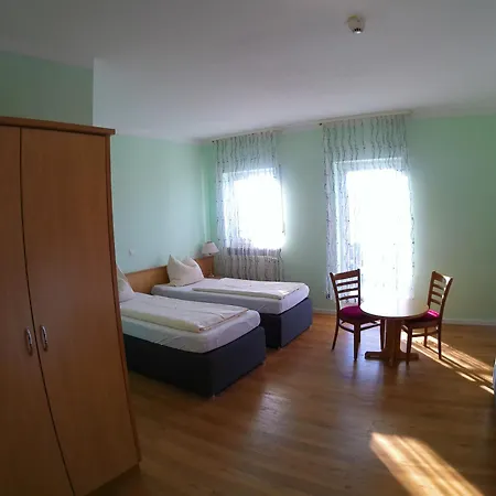 Thannhof 24h Check In 3* Schweitenkirchen